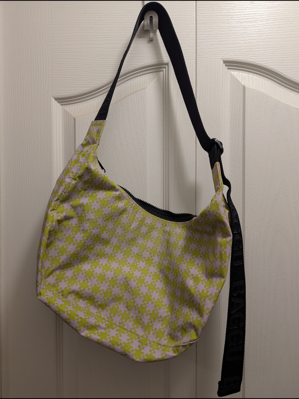 Baggu Medium Crescent Bag - Pixelated Gingham Green & Pink